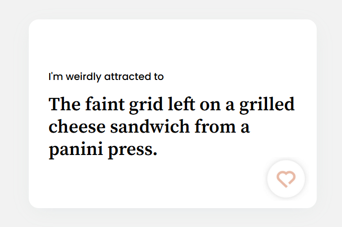 I'm weirdly attracted to the faint grid left on a grilled chesse sandviq